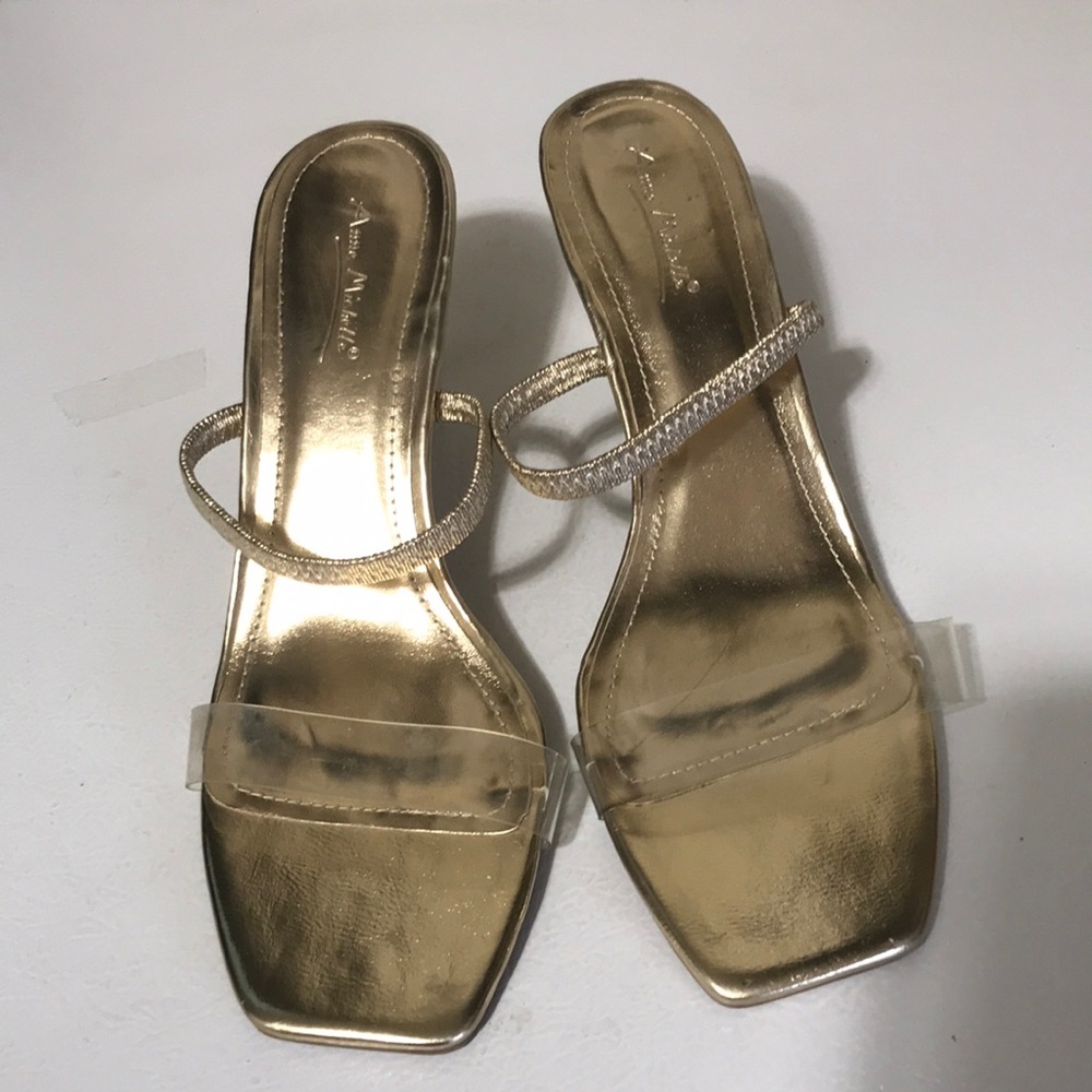 Anne Michelle Women’s Gold & Clear Heeled Sandals. Very Good Condition. …